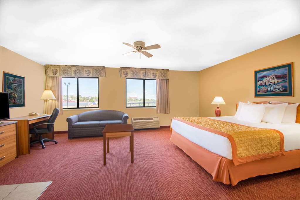 Hawthorn Suites By Wyndham Albuquerque - photo 11