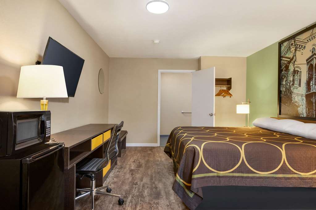 Super 8 by Wyndham Brookhaven - photo 17