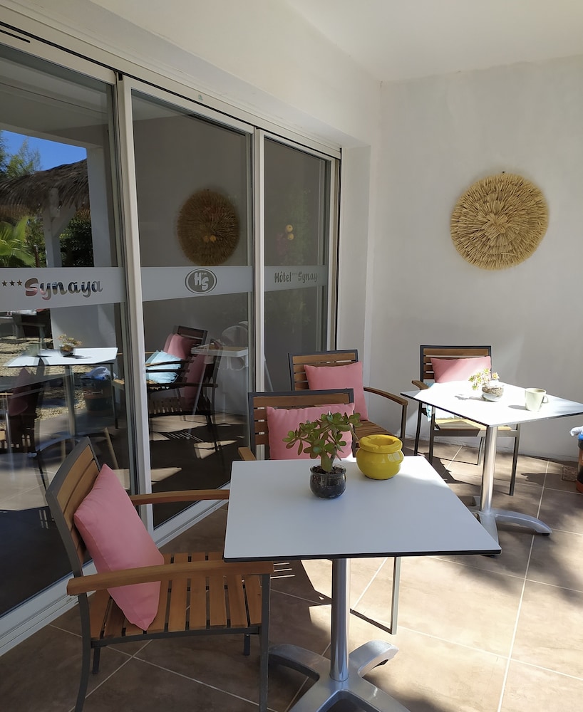 Hôtel Synaya in Sanary-Sur-Mer, France