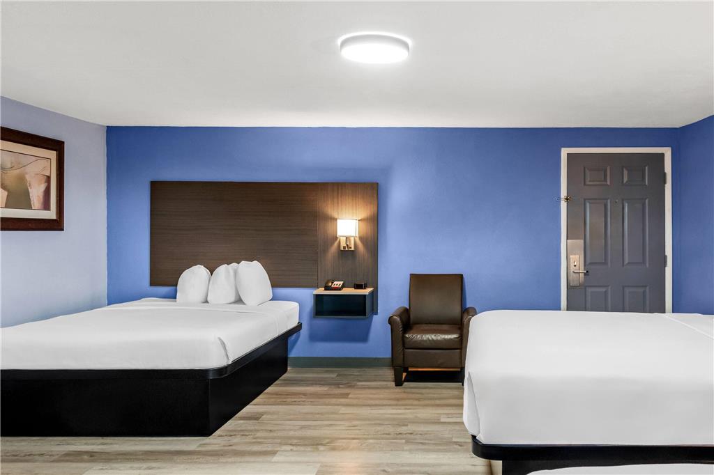 Travelodge by Wyndham Las Vegas NM - photo 24