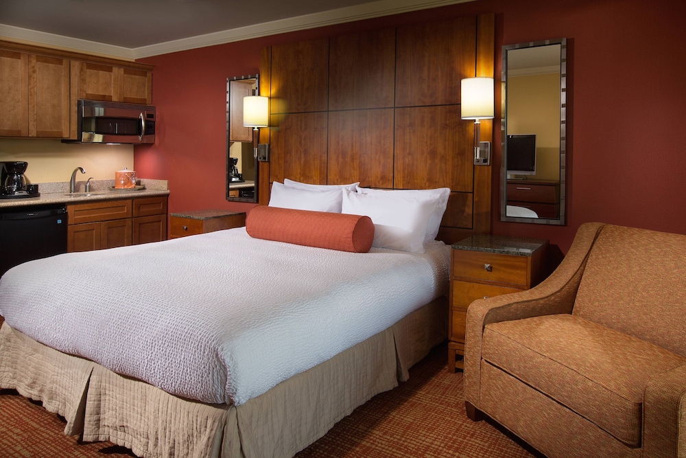 Residence Inn St Petersburg Treasure Island - photo 7