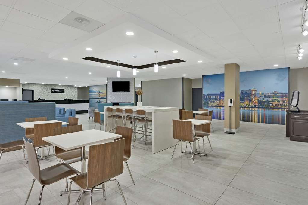 Clarion Pointe Near Erie Casino in Erie, United States