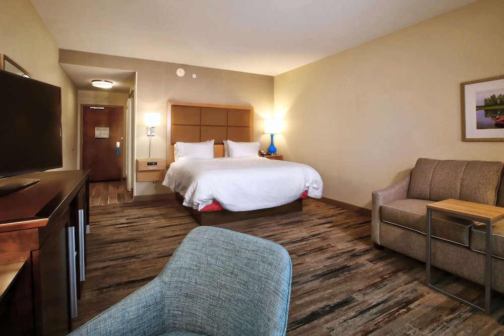 Hampton Inn & Suites Baltimore Aberdeen - photo 13