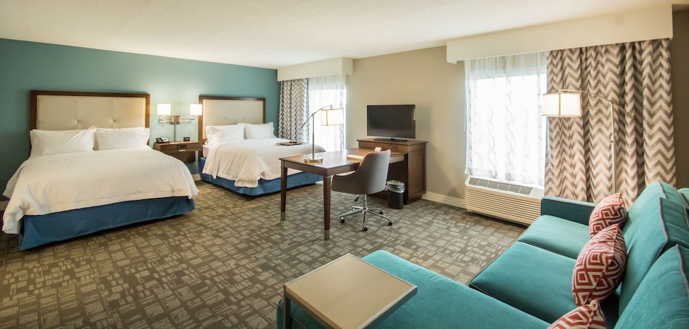 Hampton Inn & Suites Orlando At SeaWorld - photo 17