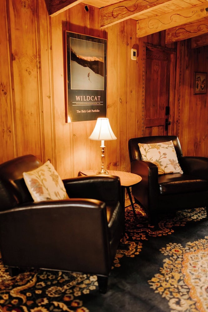 Snowvillage Inn - photo 145
