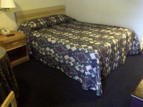 California Inn - photo 3