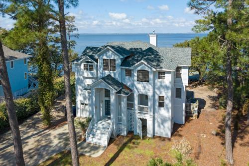 Catch N Relax in Unknown City, United States