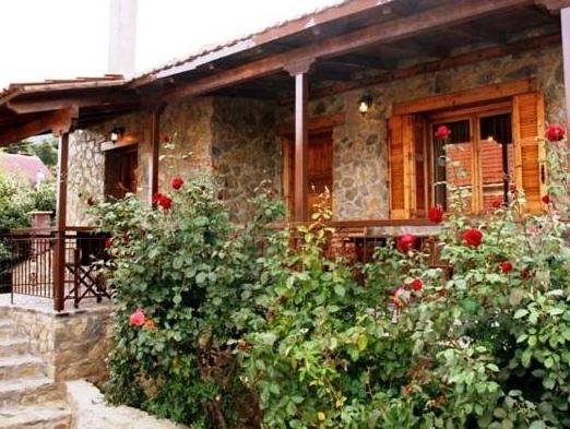 Varnevo Guesthouse — 4-Star Luxury Hotel in Trikala, Greece