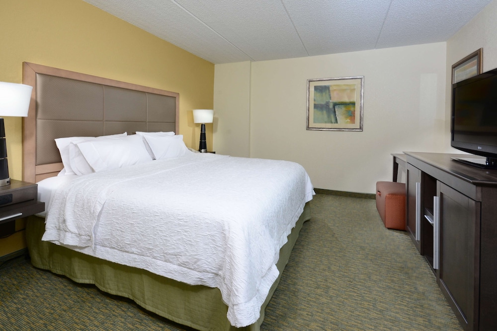 Hampton Inn Raleigh Town Of Wake Forest - photo 23