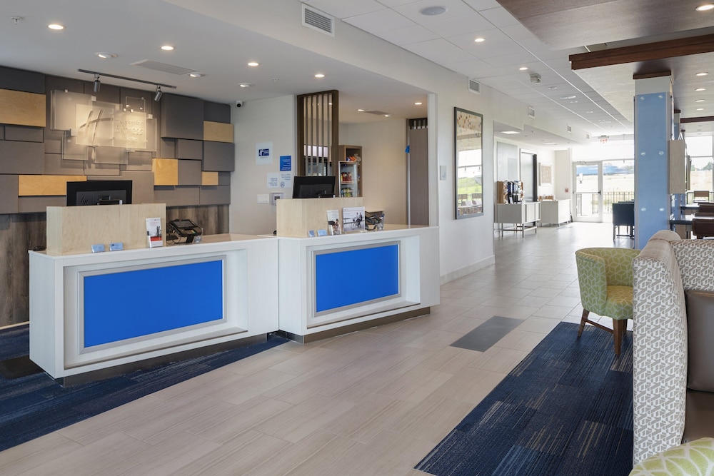 Holiday Inn Express & Suites Bourbonnais East Bradley by IHG - photo 15