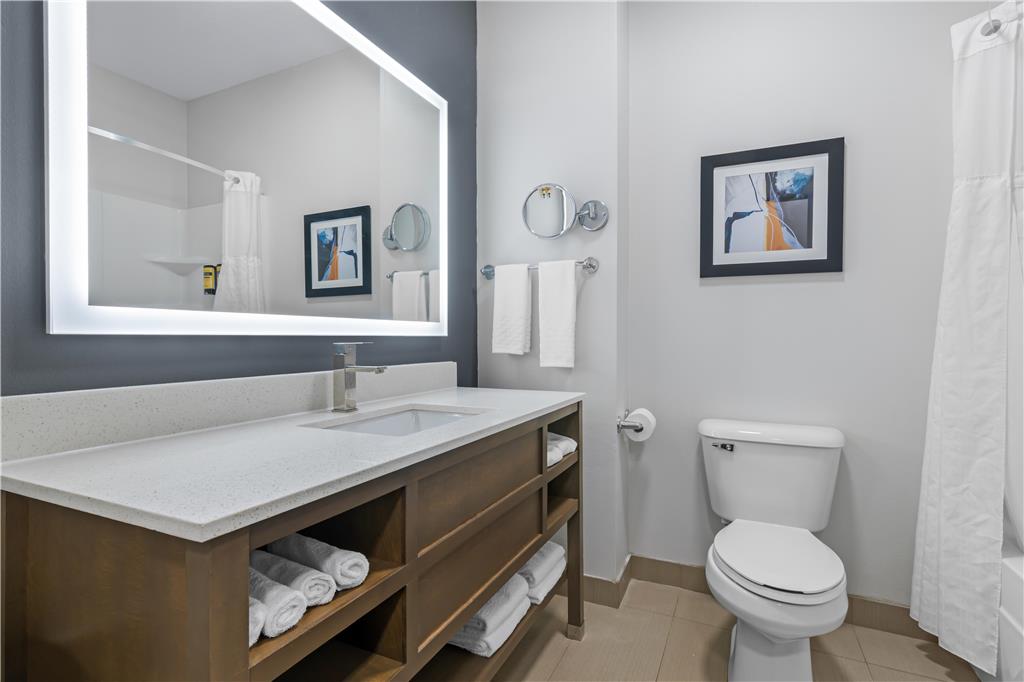 Best Western Plus Washington Hotel - photo 31