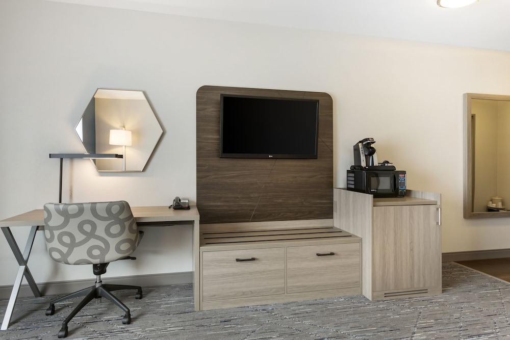 Holiday Inn Express Hotel & Suites Belgrade by IHG - photo 21