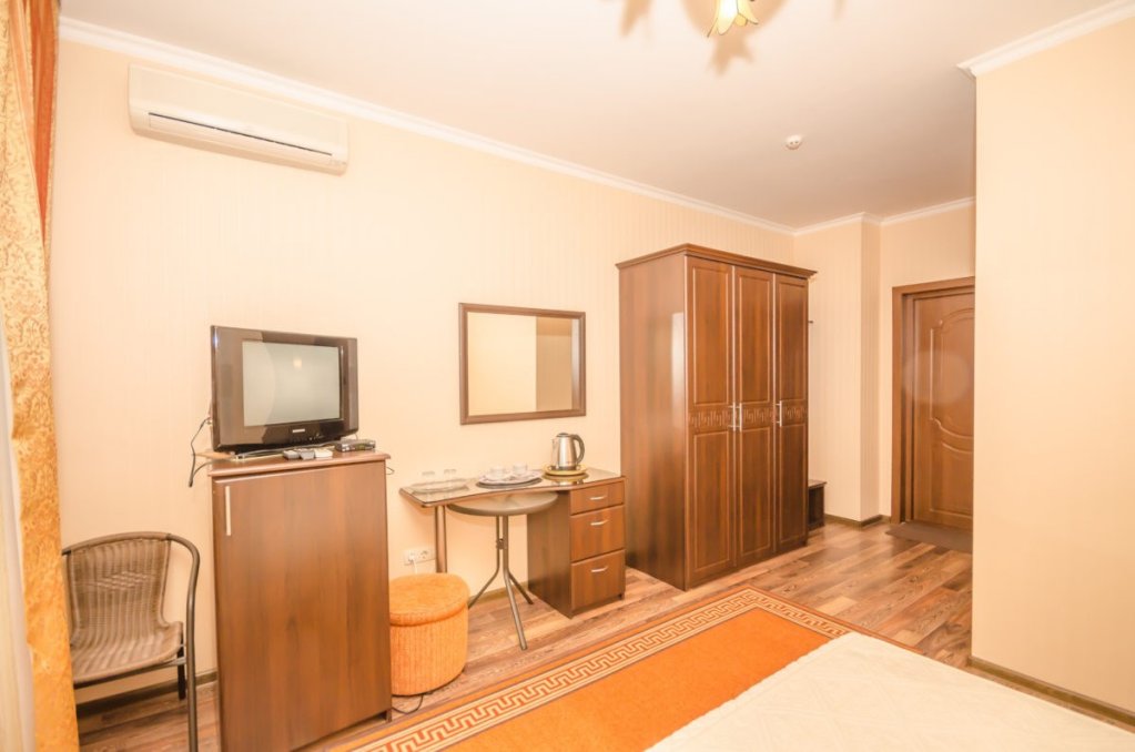 Gostevoy Dom Sosnovy Bor in Yalta, Ukraine