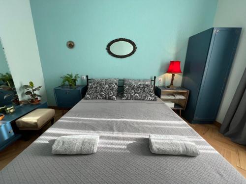 Lola Apartments