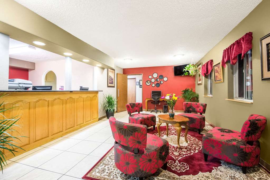 Super 8 by Wyndham Grants - photo 3