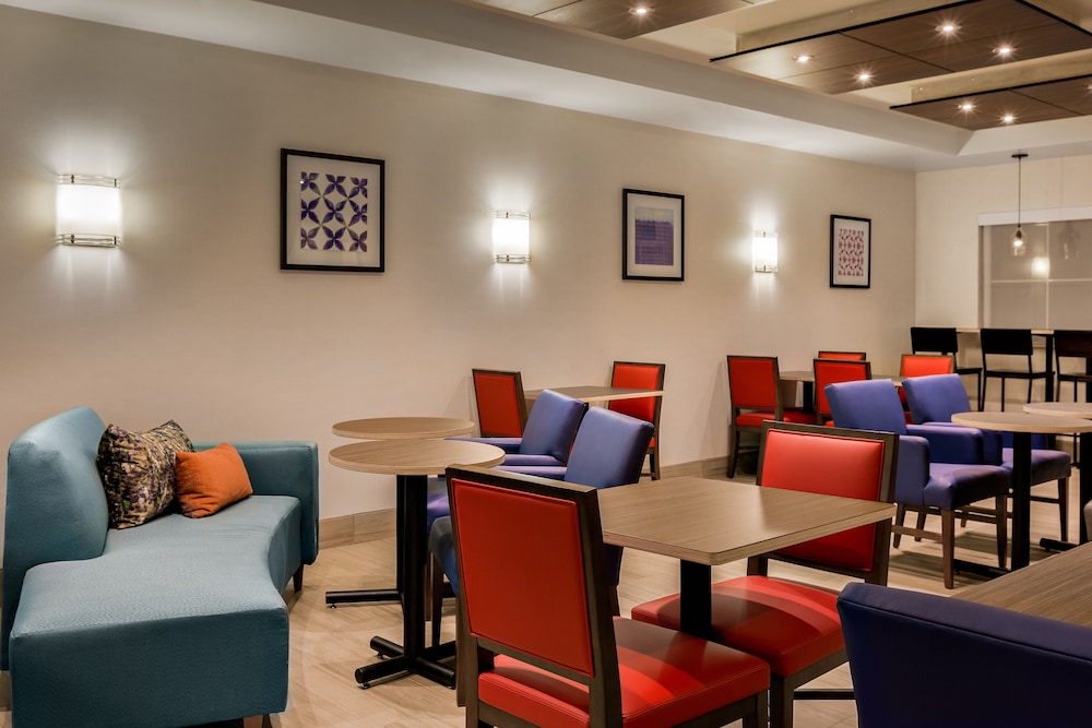 Holiday Inn Express Hotel & Suites Oroville Lake by IHG - photo 23
