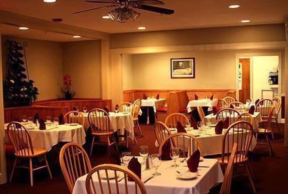 Tilton Inn - photo 30