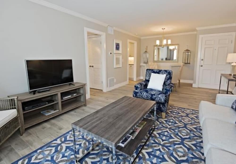 885 Ketch Court at the Sea Pines Resort - photo 4