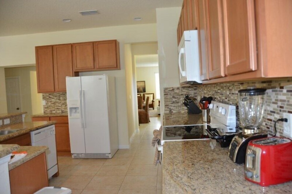 Bella Vida Resort by Fidelity Vacation Homes - photo 17