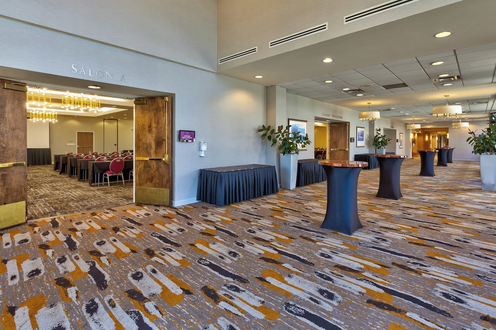 Crowne Plaza Dulles Airport by IHG - photo 113