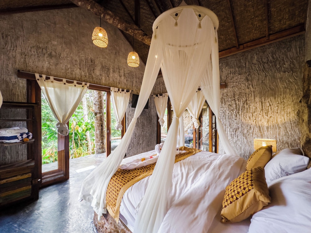 Royal Kemala Villa Jungle View with Private Pool — 4-Star Luxury Hotel in Bali, Indonesia