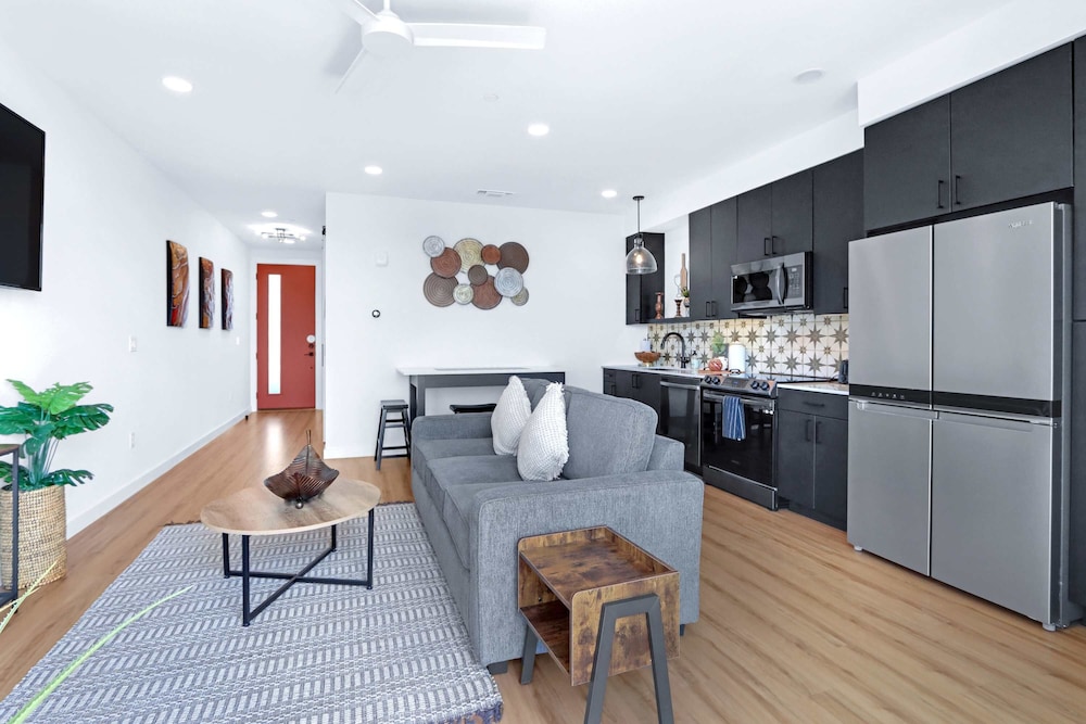 Modern Hill Country Condo for 4 w Resort Perks - photo 9