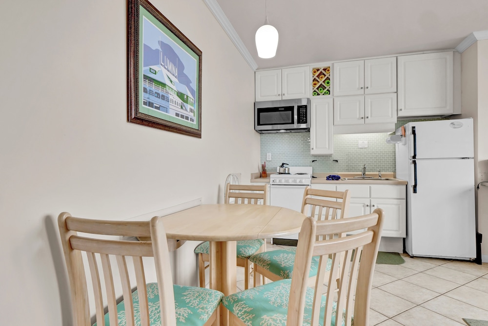 Sandpeddler Inn & Suites - photo 94