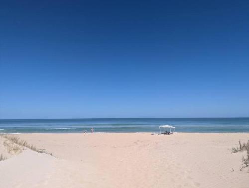 Golden Bay Beach House — 4-Star Luxury Hotel in Secret Harbour, Australia