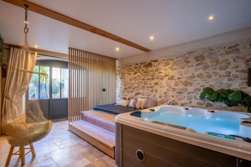 Au Milieu des Secrets - last minute hotel in Vaulx-Milieu