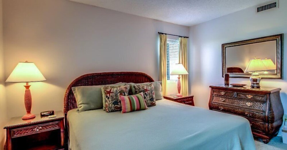 2034 Beachwood - photo 5