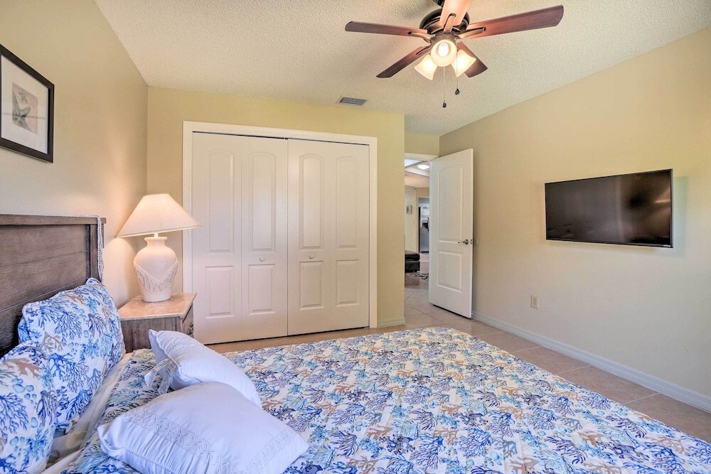 3 Mi to Philippe Park & Pier: Stunning Retreat — hotel in Safety Harbor