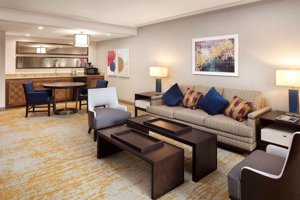 DoubleTree by Hilton Ontario Airport - photo 25