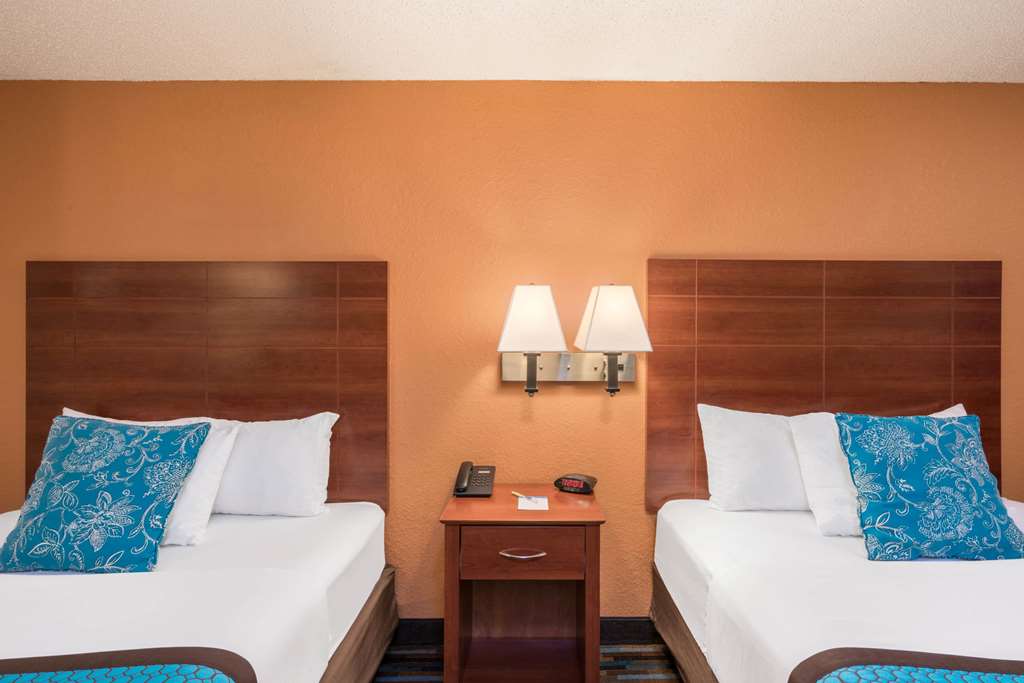 Days Inn by Wyndham Tucumcari - photo 8