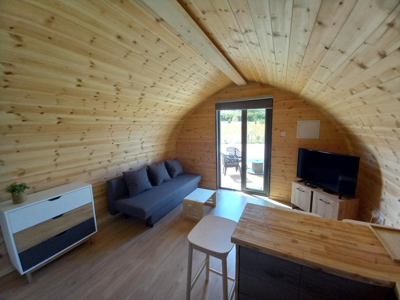 Glamping Pod — Polis