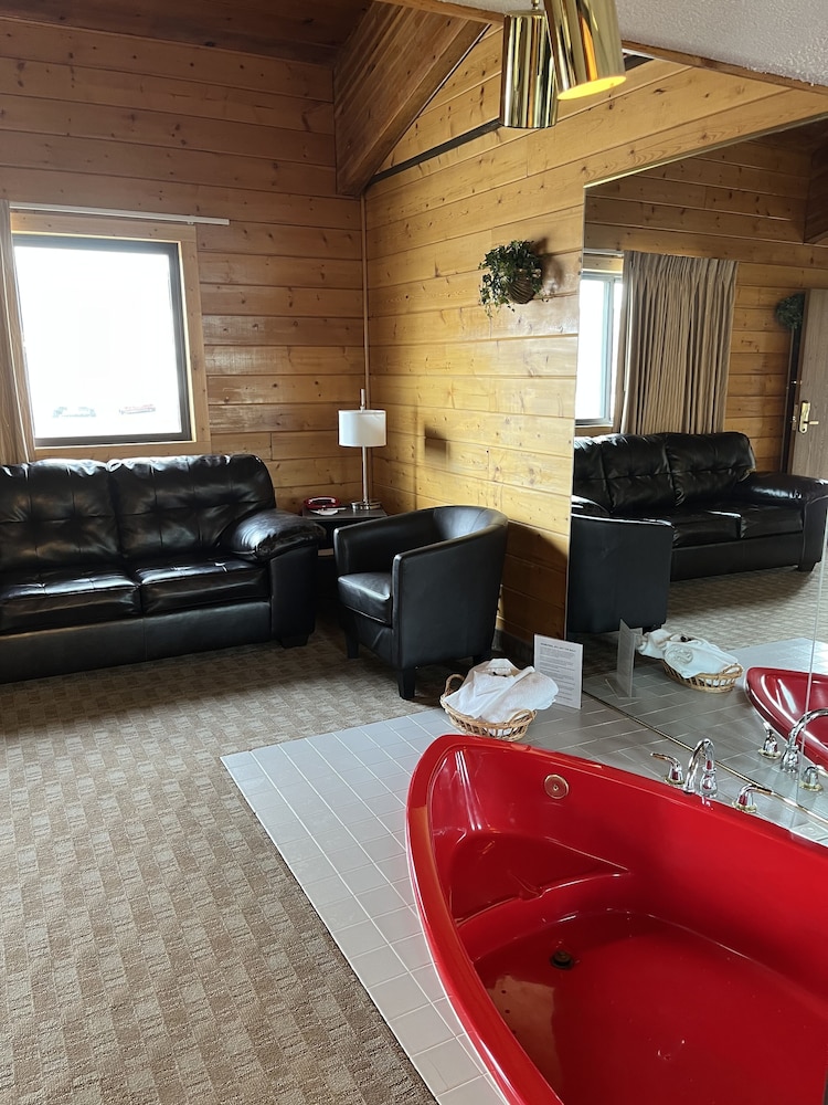 Super 8 by Wyndham Sturgis - photo 5