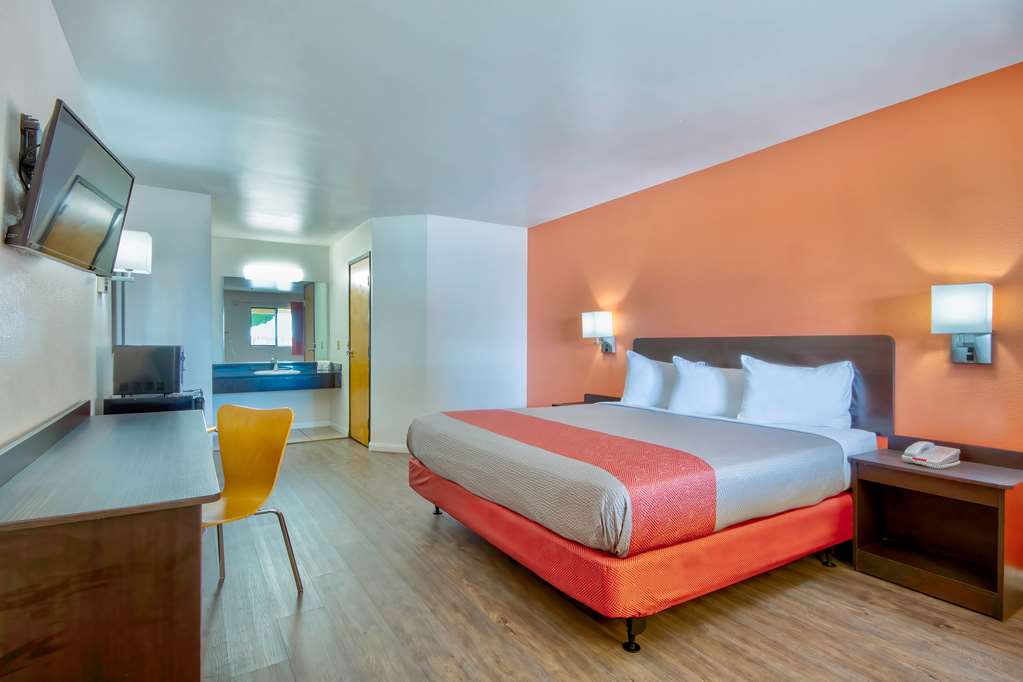 Motel 6 Santa Nella CA Los Banos - photo 11