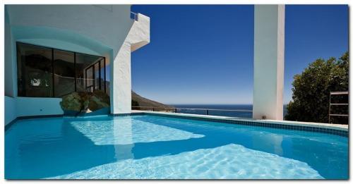 Bayview Penthouses and Rooms — 4-Star Luxury Hotel in Cape Town, South Africa