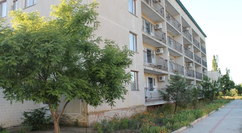 Neptun 2 — hotel in Pivdenne
