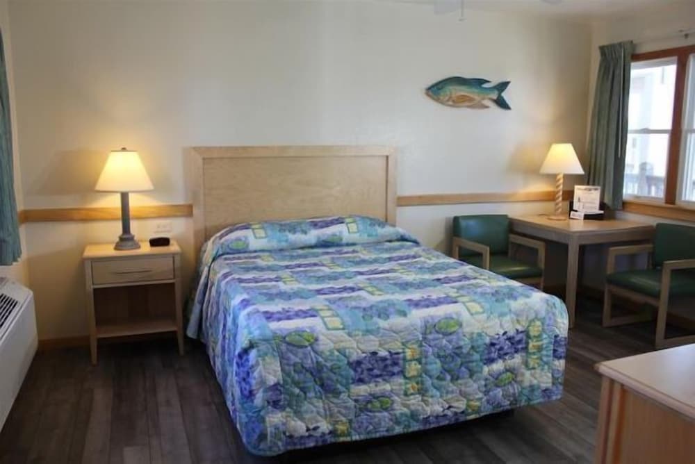 Pony Island Inn - photo 18