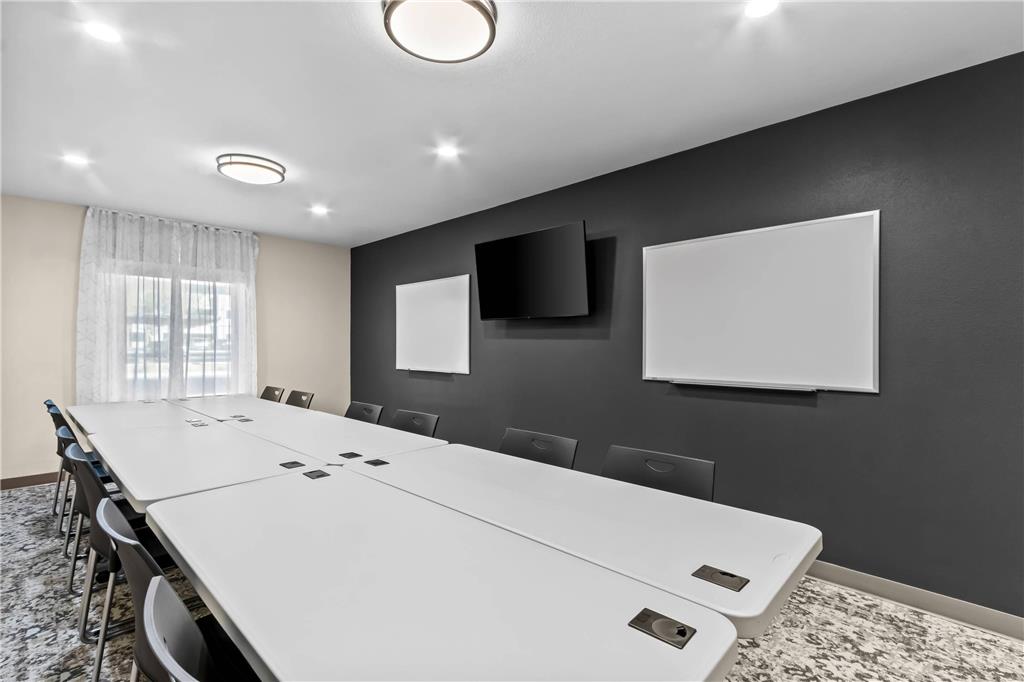 Everhome Suites Chandler Phoenix Fashion Center - photo 39