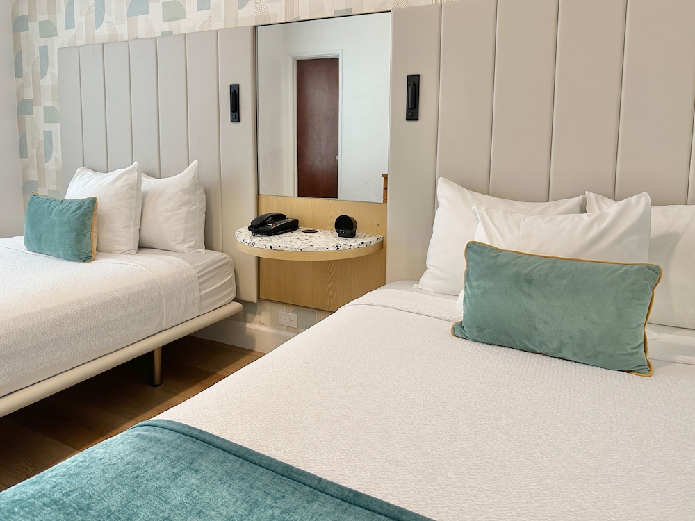 Avalon Hotel - photo 26