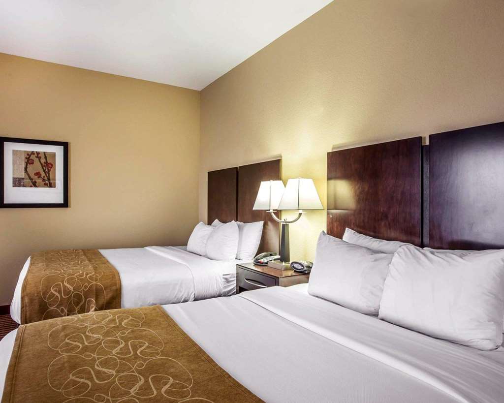 Comfort Suites Waycross - photo 10