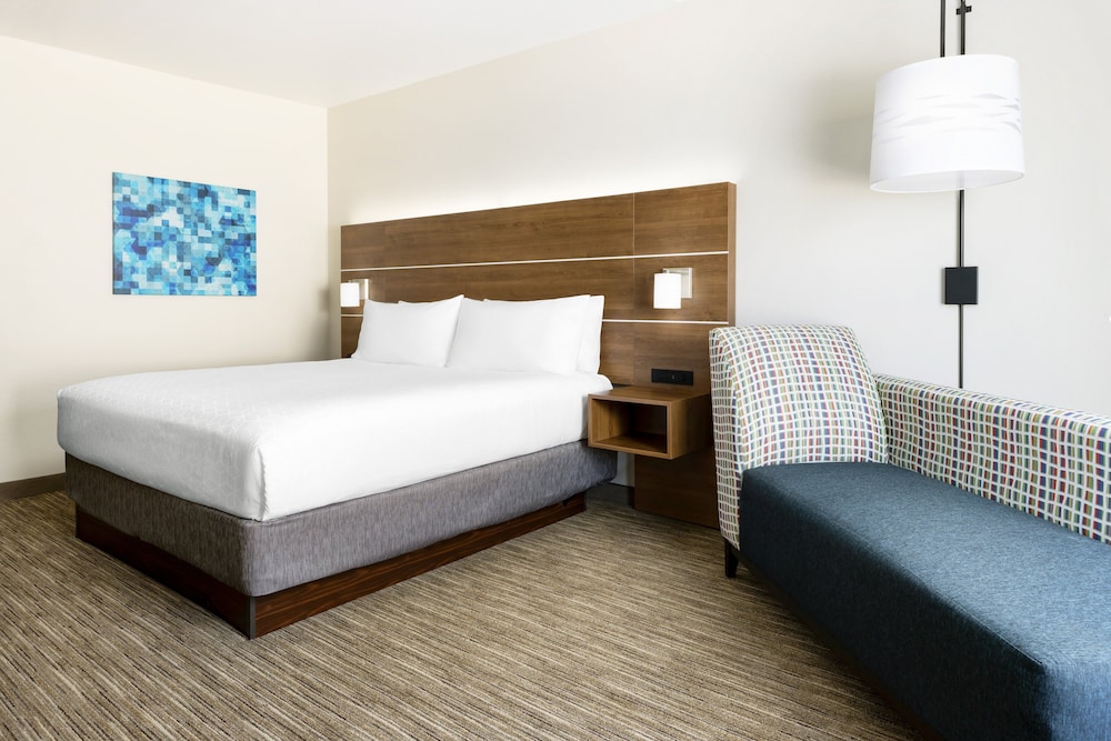 Holiday Inn Express & Suites Oakhurst Yosemite Park Area - photo 14