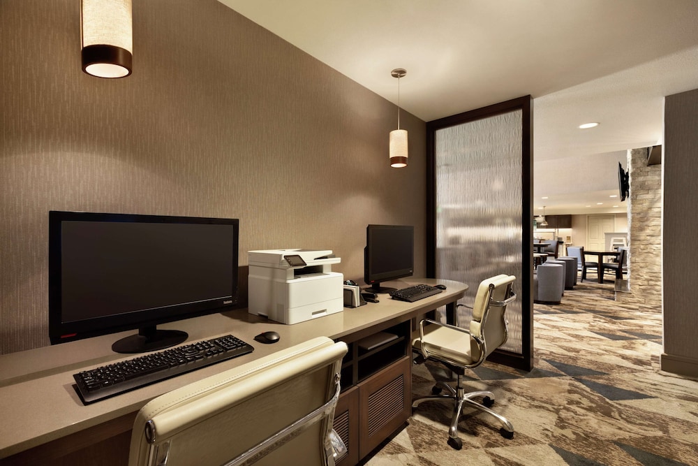 Homewood Suites by Hilton Portland Airport - photo 38