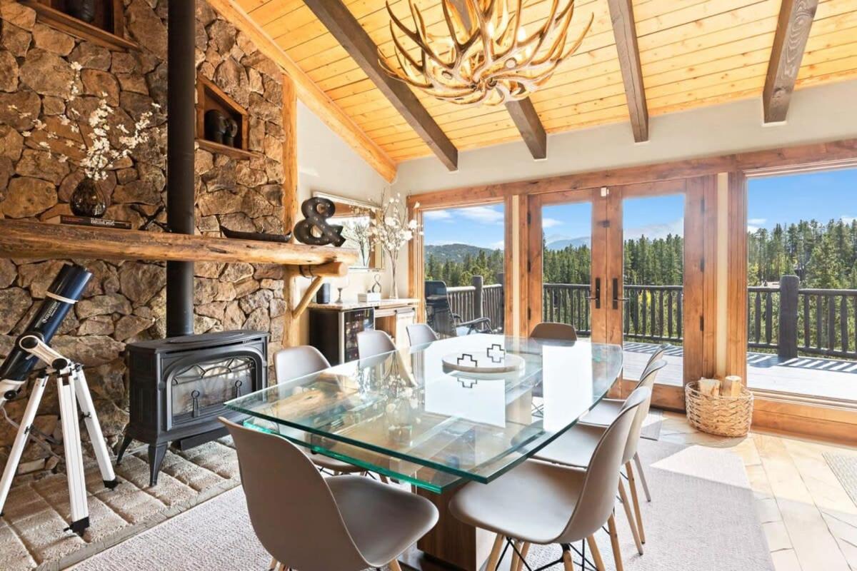 3 BDR Retreat with Stunning Mountain and Forest Views in Breckenridge, United States