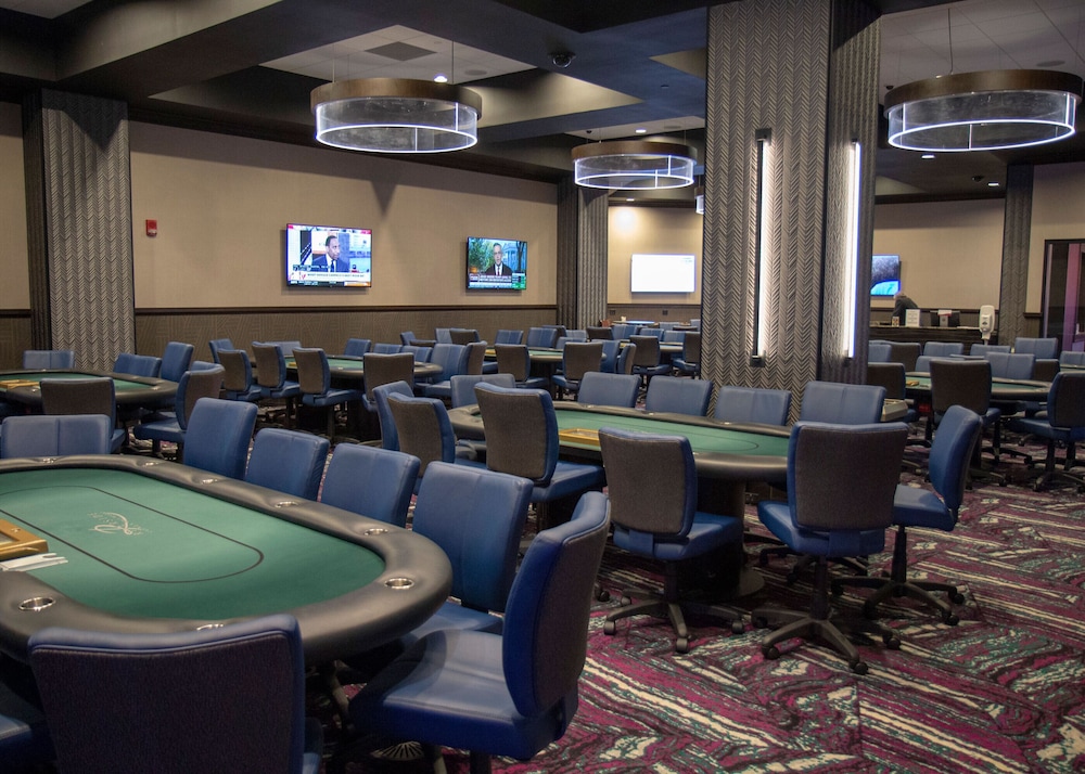 Riverside Casino & Golf Resort - photo 21