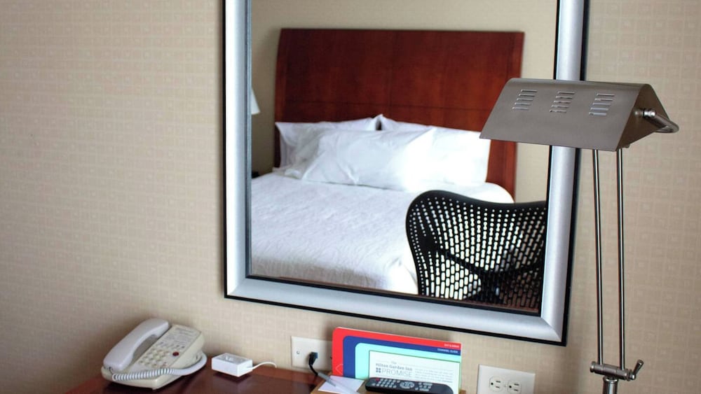 Hilton Garden Inn Laramie - photo 22