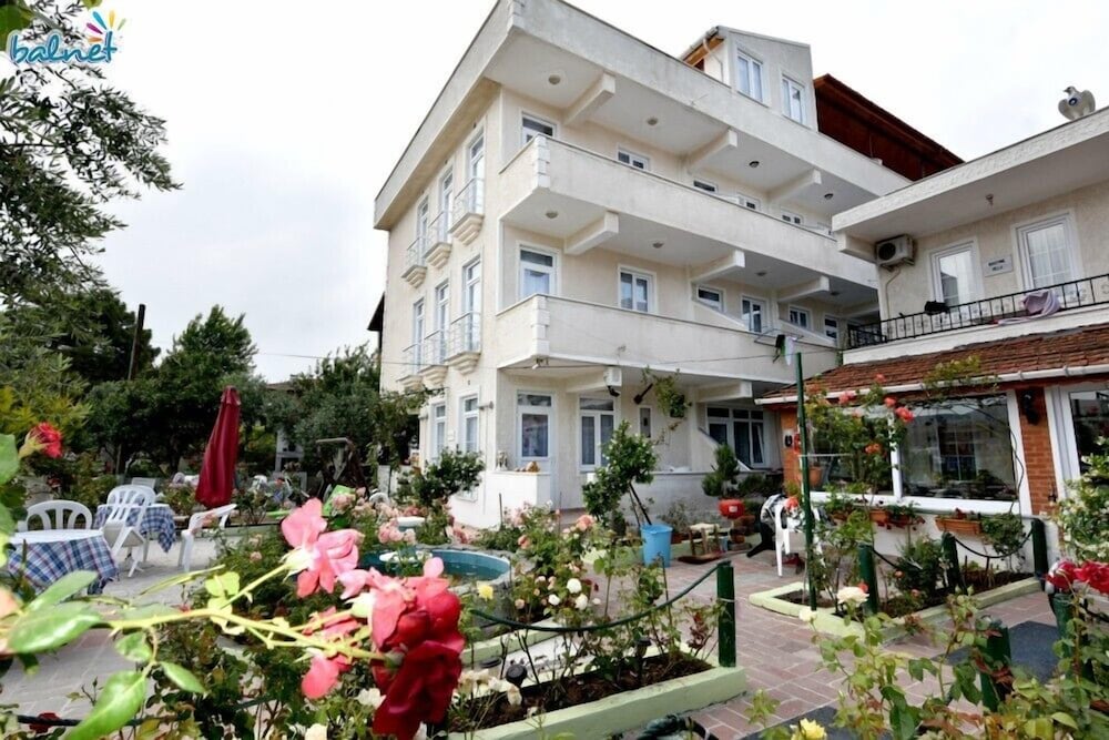 Ozgur Motel in Marmara, Turkey