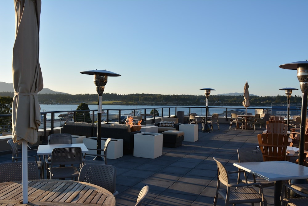 Majestic Inn & Spa - photo 95