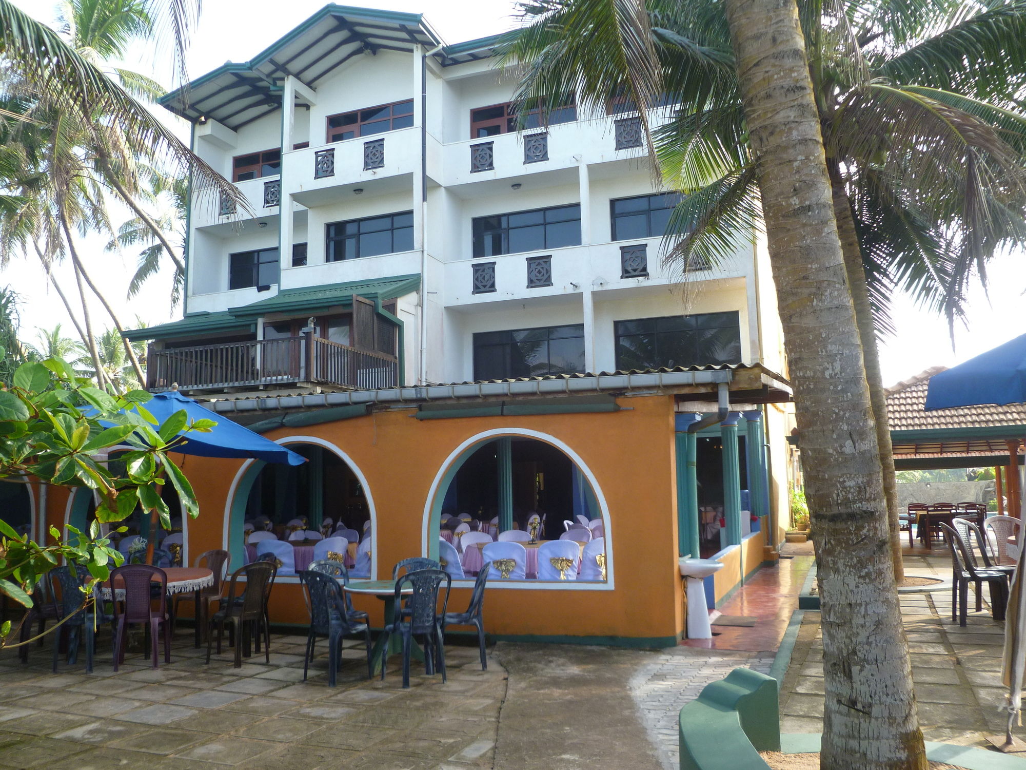 Southern Star Hotel - last minute hotel in Bentota